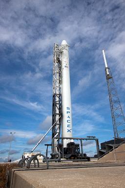 spacex falcon and dragon